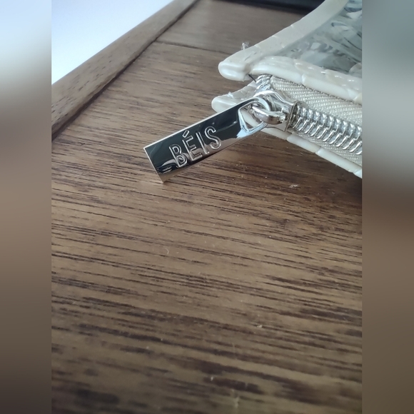 BEIS Tan Croc-Embossed Luggage Tag Travel Set - Picture 11 of 12